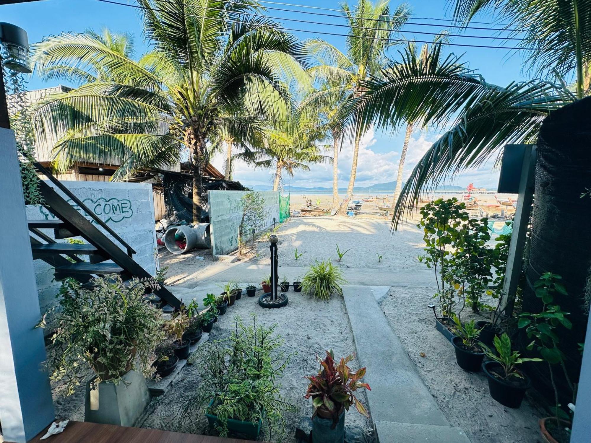 Koh Mook Rem Ley Hotel Trang Bagian luar foto