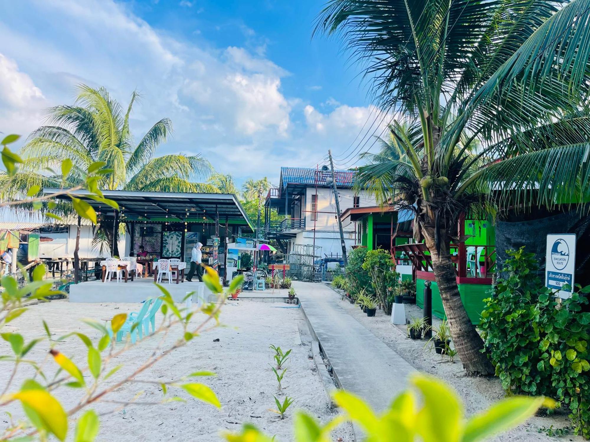 Koh Mook Rem Ley Hotel Trang Bagian luar foto