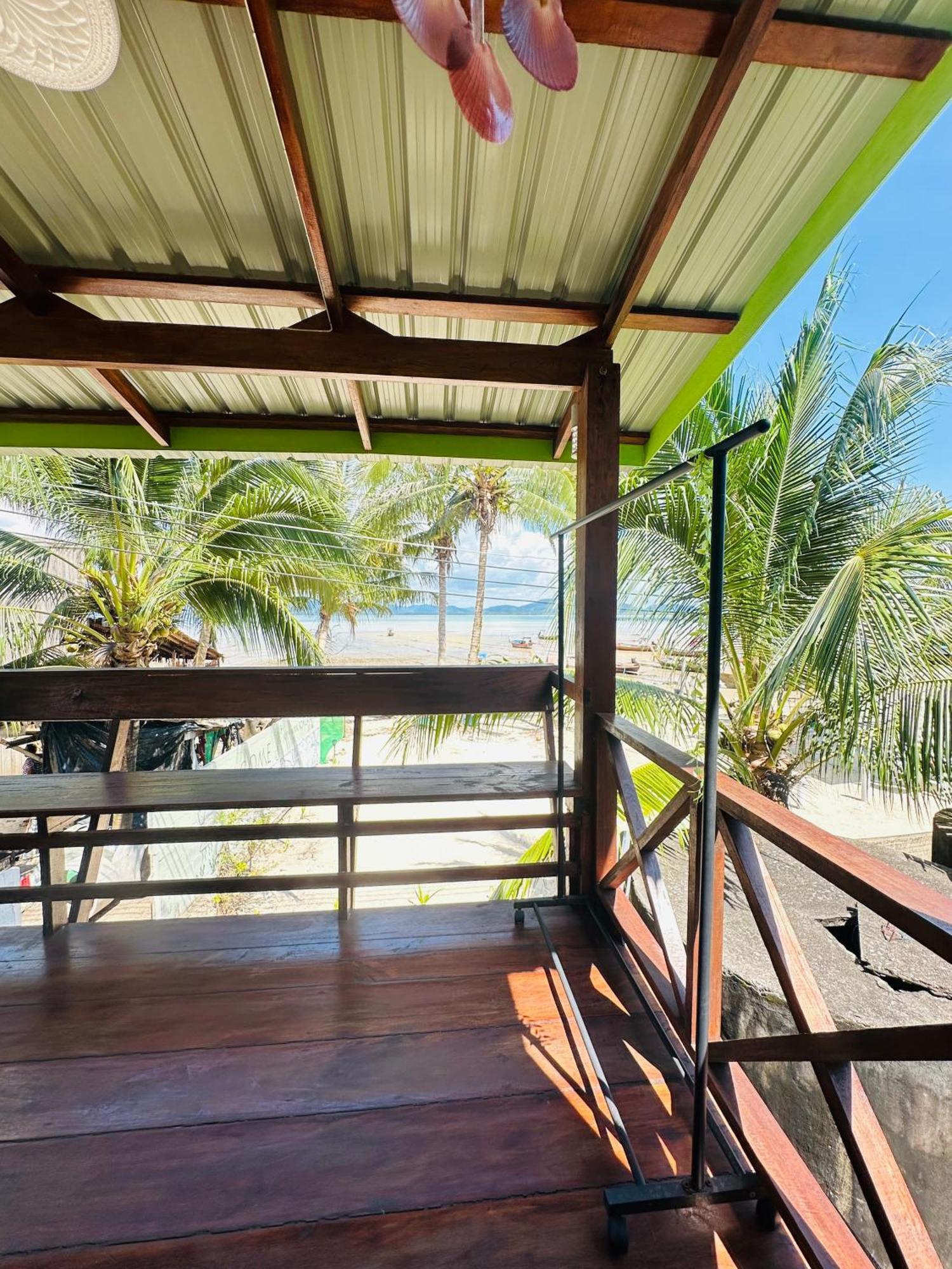 Koh Mook Rem Ley Hotel Trang Bagian luar foto