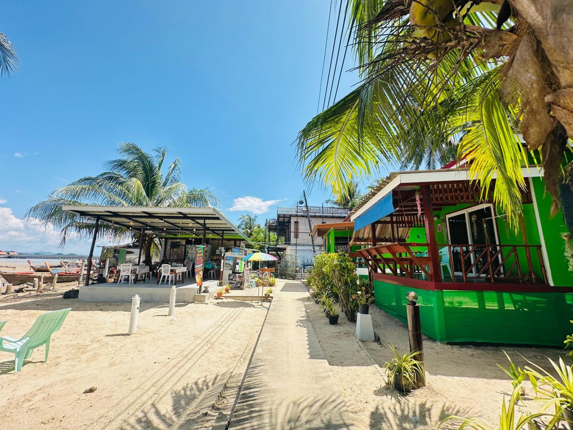 Koh Mook Rem Ley Hotel Trang Bagian luar foto