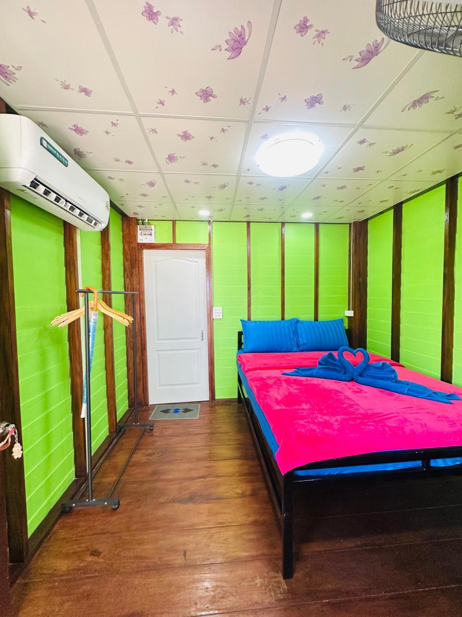Koh Mook Rem Ley Hotel Trang Bagian luar foto